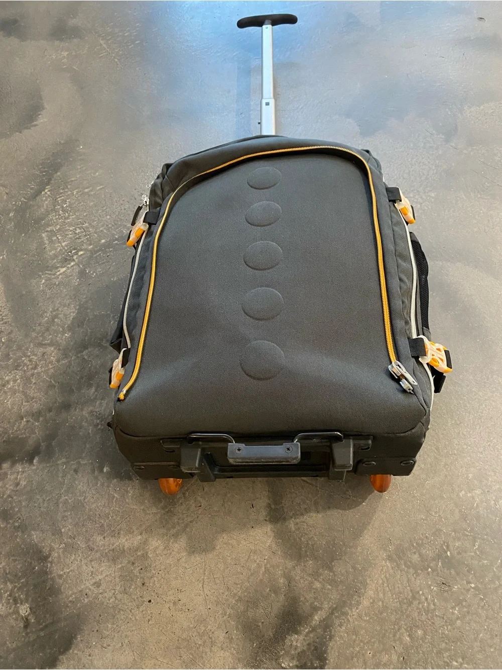 IKEA Family CarryOn Upptacka Wheeled Suitcase Luggage *No Backpack* 22” Jun 026)